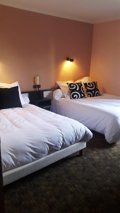 Hotel Bouloc Gabriac  Extérieur photo